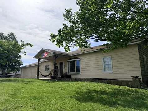 392 Hardbarger Road Monteagle TN 37356