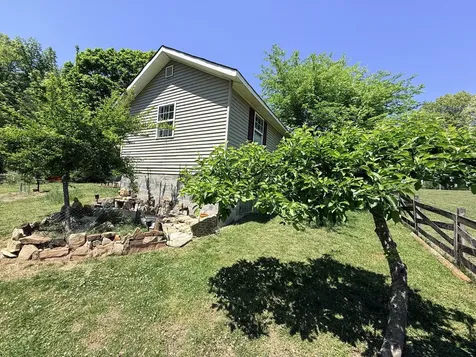392 Hardbarger Road Monteagle TN 37356
