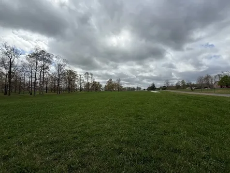 10 Ledford Mill Lane Normandy TN 37360