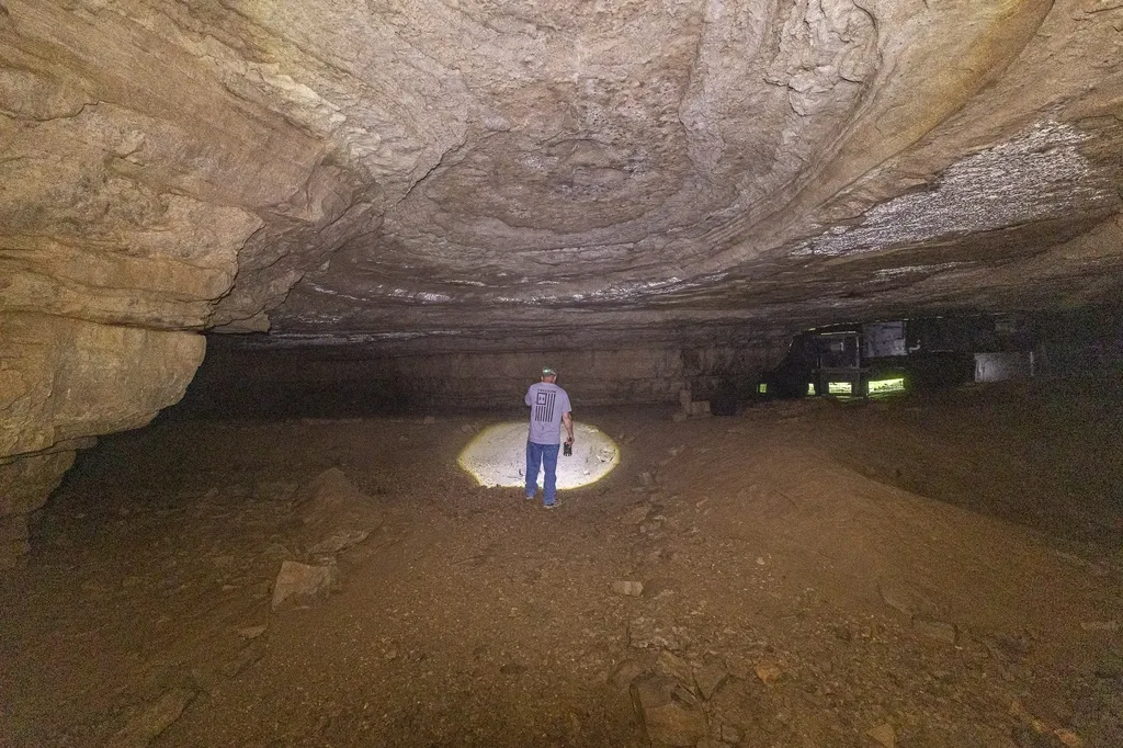 0 Cavern Bunker Shelbyville TN 37160