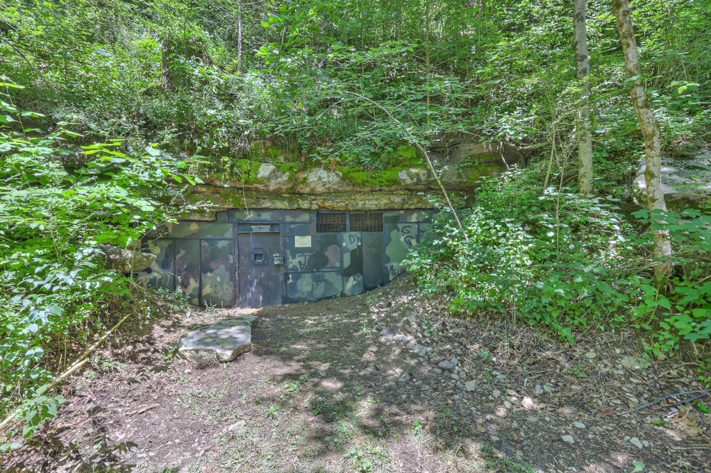 0 Cavern Bunker Shelbyville TN 37160