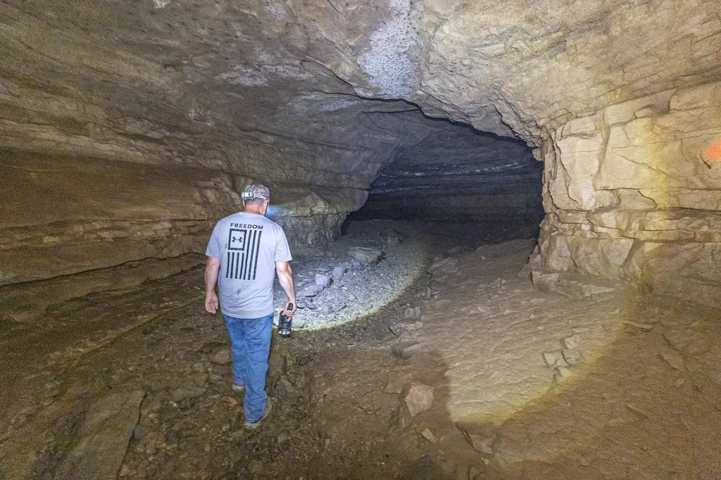 0 Cavern Bunker Shelbyville TN 37160