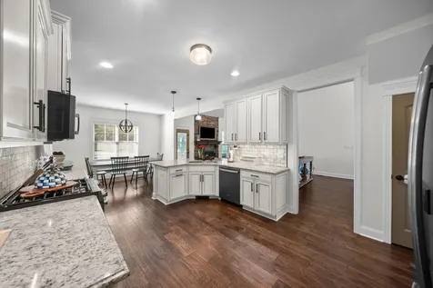 251 Harrowgate Drive Clarksville TN 37043