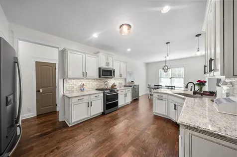 251 Harrowgate Drive Clarksville TN 37043