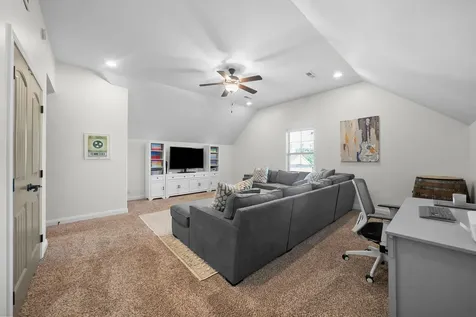 251 Harrowgate Drive Clarksville TN 37043