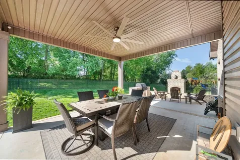251 Harrowgate Drive Clarksville TN 37043