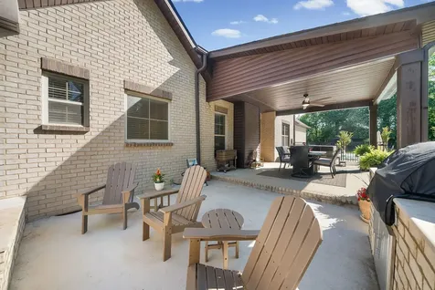 251 Harrowgate Drive Clarksville TN 37043