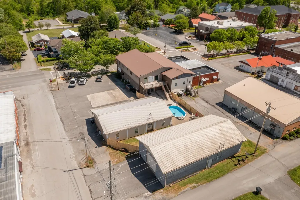 3251 Main Street Pikeville TN 37367