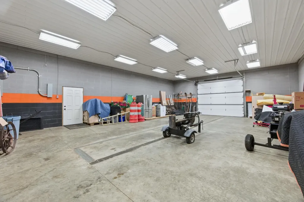 3251 Main Street Pikeville TN 37367