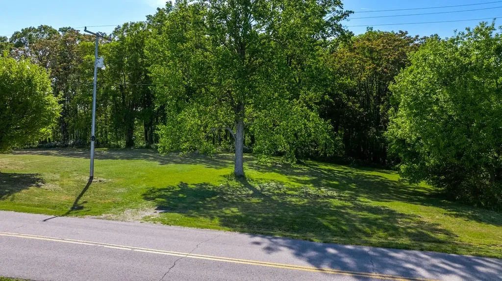 105 Riggs Road Portland TN 37148