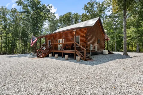 6095 Old Highway 13 Hurricane Mills TN 37078