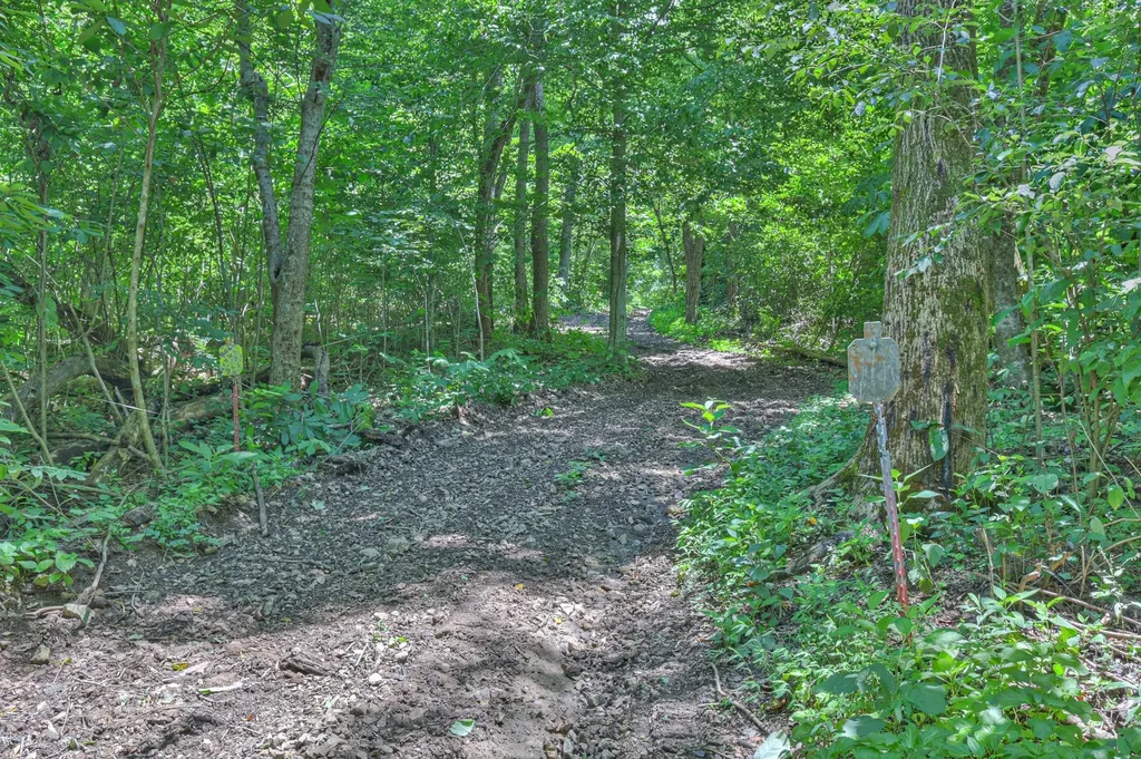 0 Cavern Bunker Shelbyville TN 37160