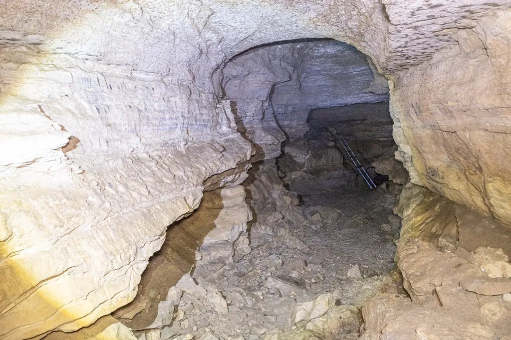 0 Cavern Bunker Shelbyville TN 37160