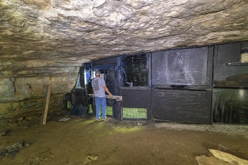 0 Cavern Bunker Shelbyville TN 37160