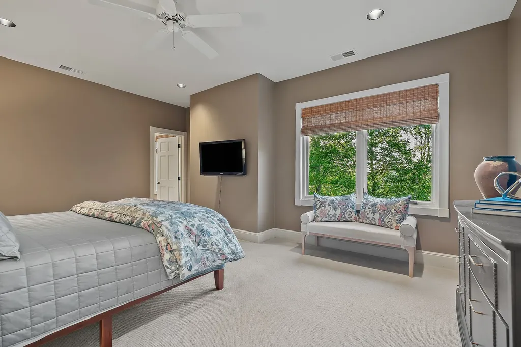 415 Summer Breeze Drive Smithville TN 37166