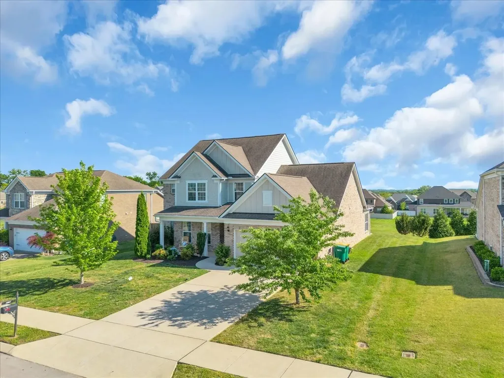 5003 Stately Drive Thompsons Station TN 37179