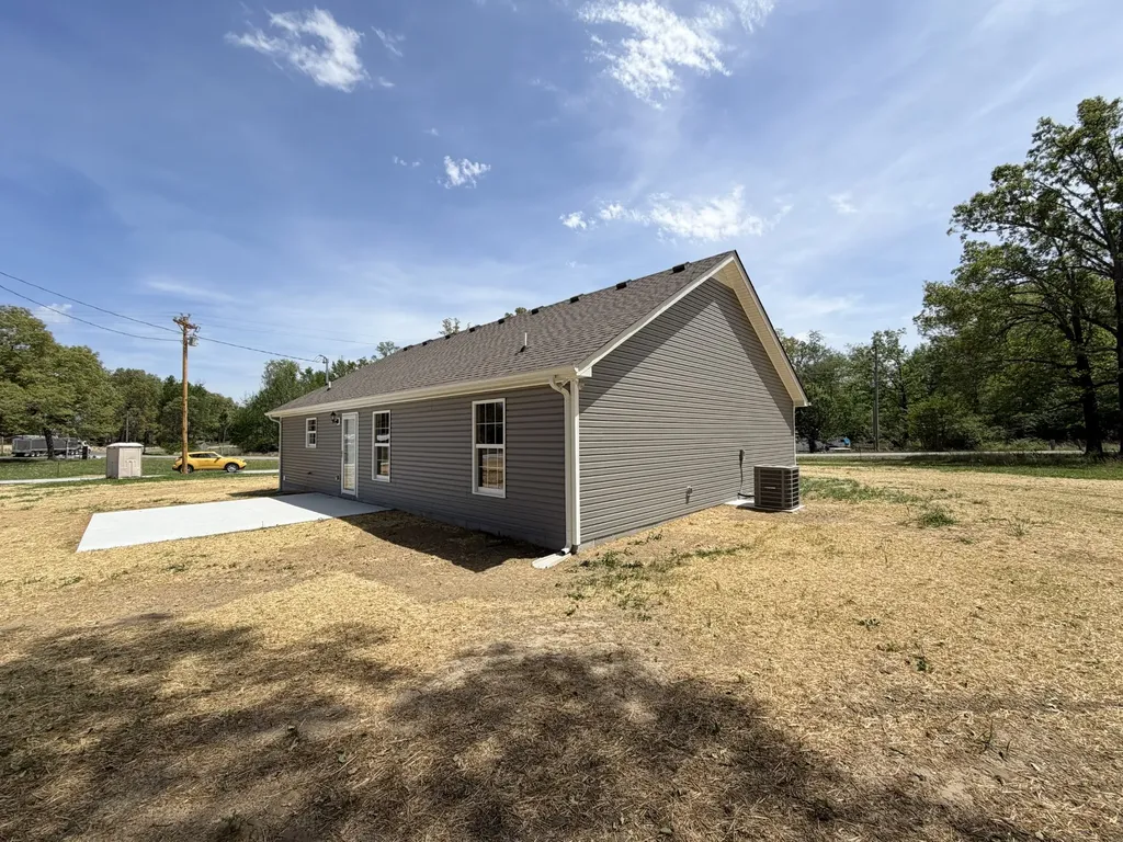 74 Six Mile Board Road Winchester TN 37398