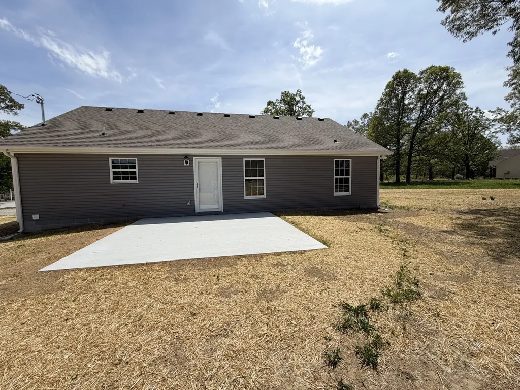 74 Six Mile Board Road Winchester TN 37398