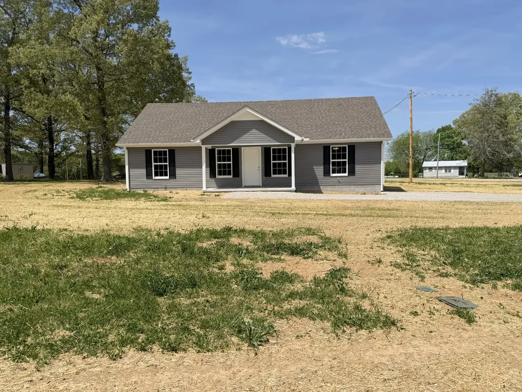 74 Six Mile Board Road Winchester TN 37398