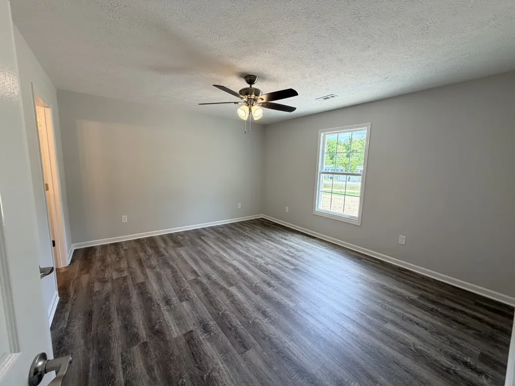 74 Six Mile Board Road Winchester TN 37398