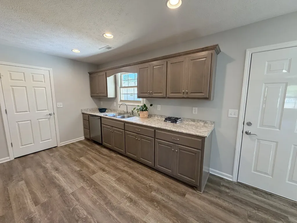 74 Six Mile Board Road Winchester TN 37398