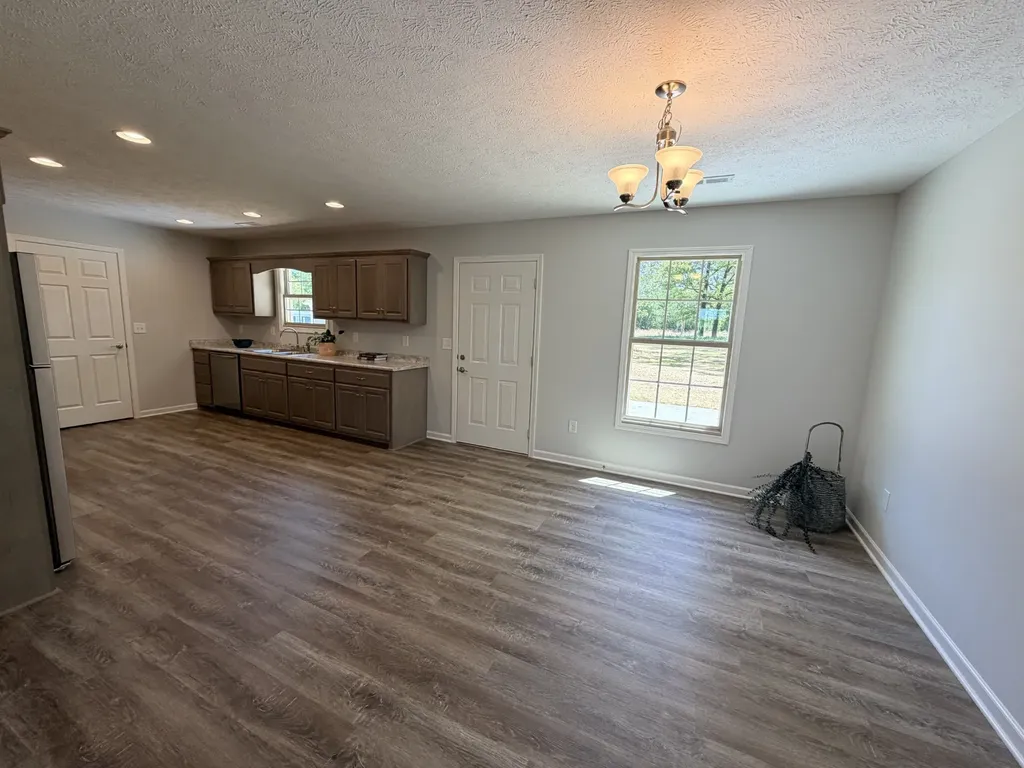 74 Six Mile Board Road Winchester TN 37398