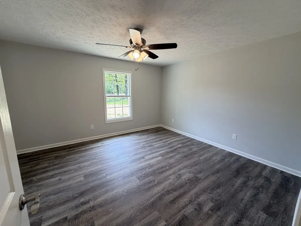 74 Six Mile Board Road Winchester TN 37398