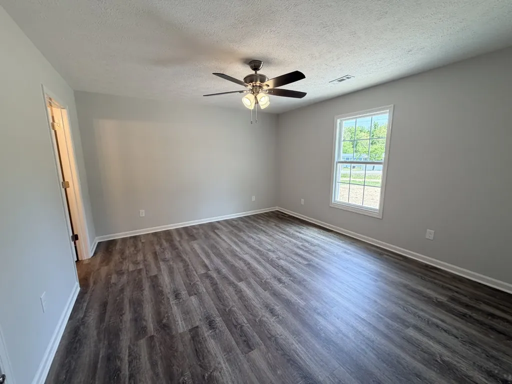 74 Six Mile Board Road Winchester TN 37398