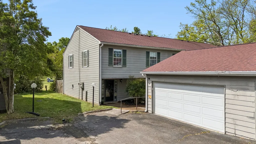 2019 Nashboro Boulevard Nashville TN 37217