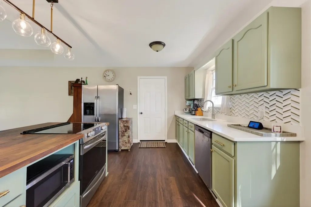 327 White Birch Court Clarksville TN 37042