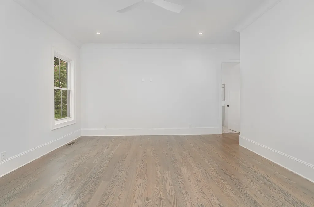 909B Gale Lane Nashville TN 37204
