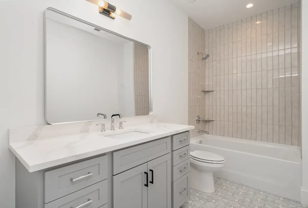909B Gale Lane Nashville TN 37204