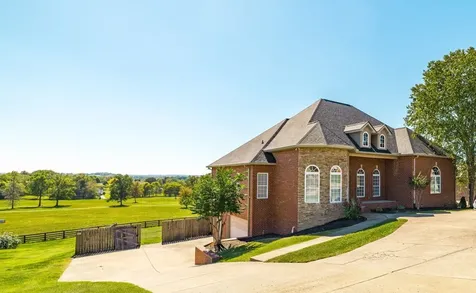 108 Chalford Place Lebanon TN 37087