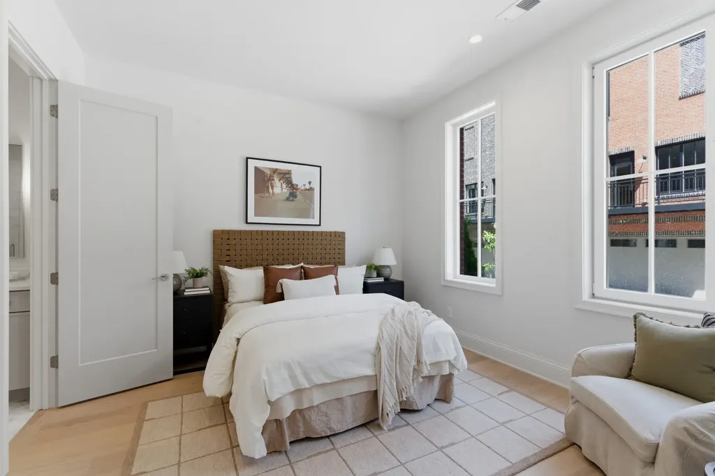 408D Hume Street Nashville TN 37208