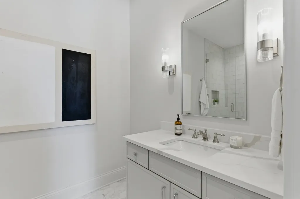 408D Hume Street Nashville TN 37208