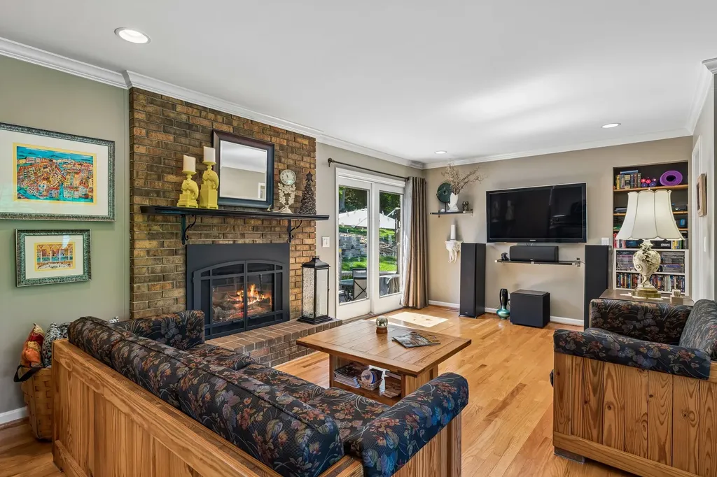 808 Rodney Drive Nashville TN 37205