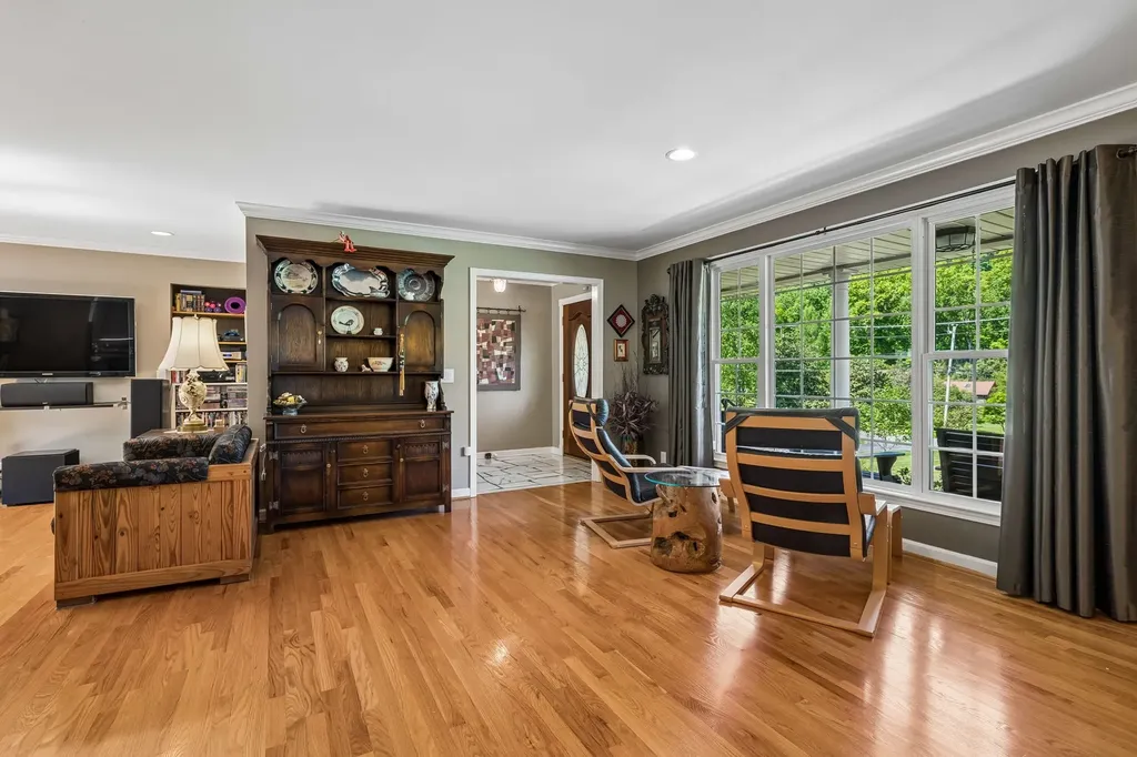 808 Rodney Drive Nashville TN 37205