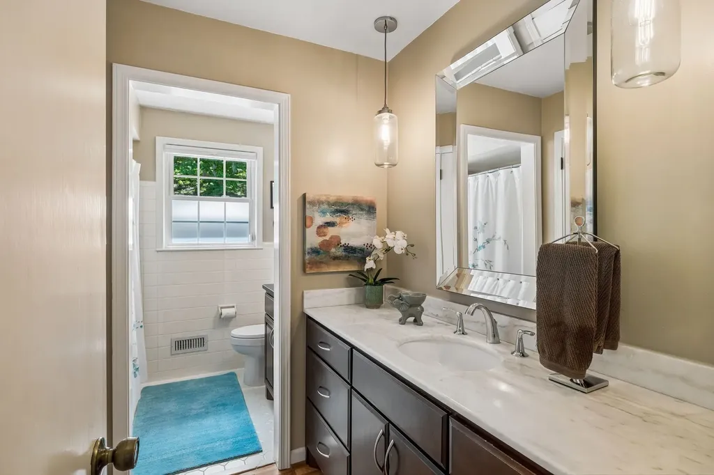 808 Rodney Drive Nashville TN 37205
