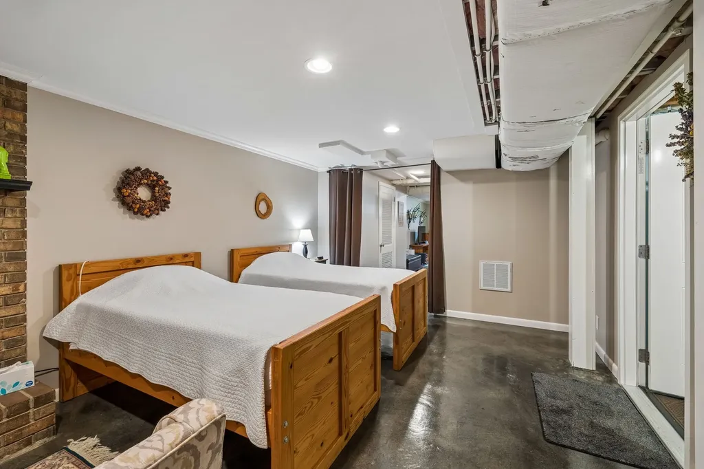 808 Rodney Drive Nashville TN 37205