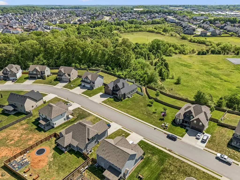 538 Tacoma Drive Clarksville TN 37043