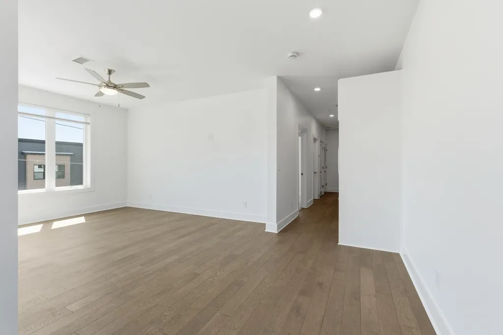 1041 E Trinity Lane Nashville TN 37216