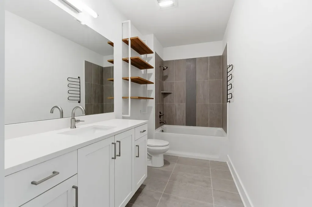 1041 E Trinity Lane Nashville TN 37216