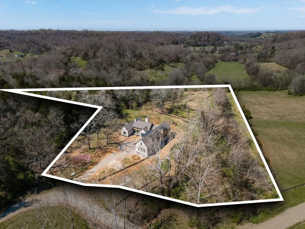 1801 Bittersweet Trail Thompsons Station TN 37179