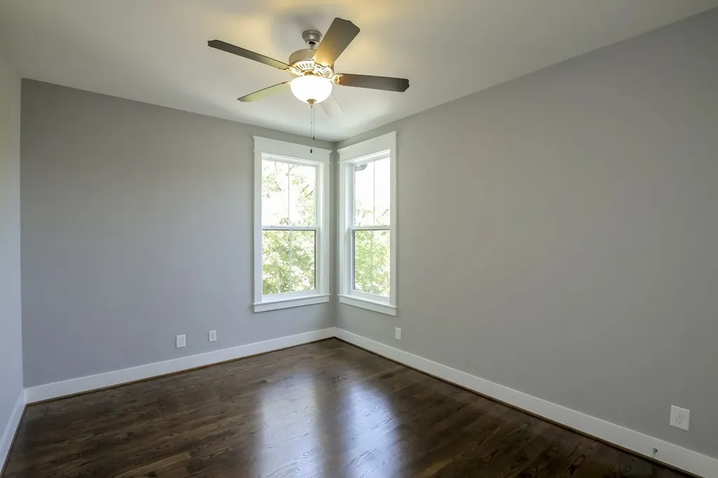 1013 13th Avenue S Nashville TN 37212