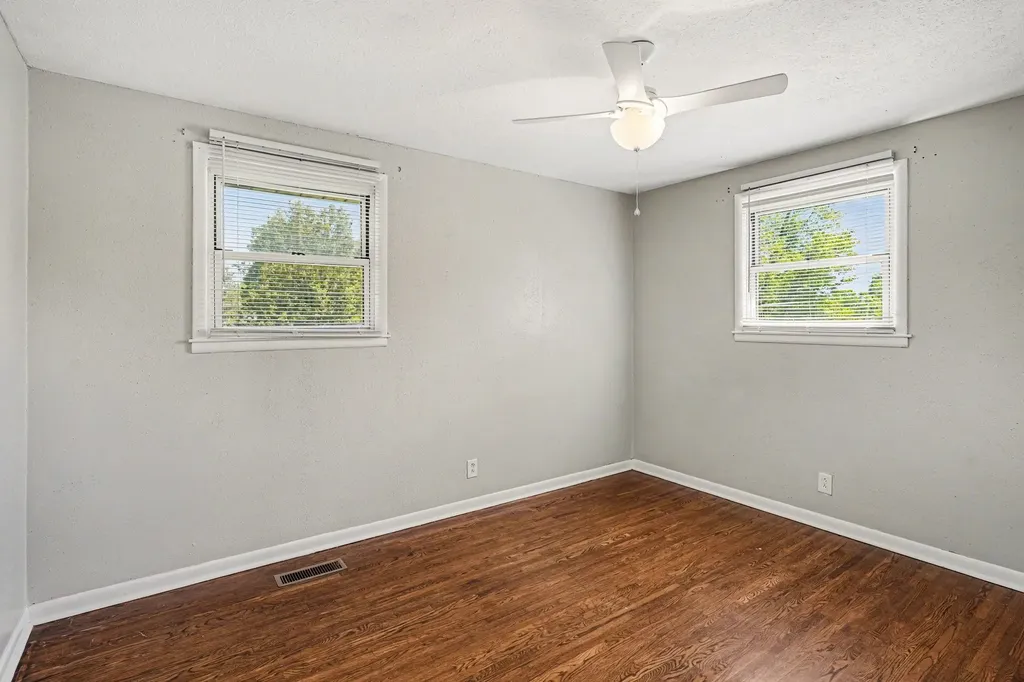 1404 Alton Drive Pleasant View TN 37146