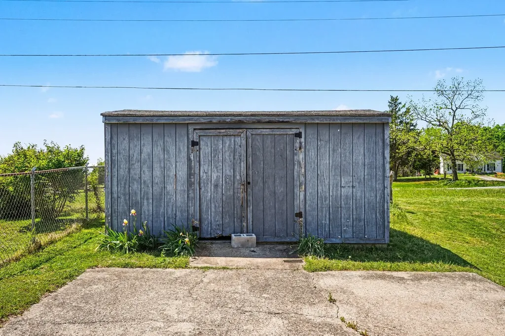 1404 Alton Drive Pleasant View TN 37146