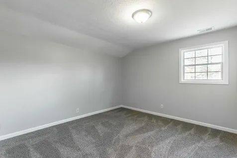 568 Poplar Street Trenton GA 30752