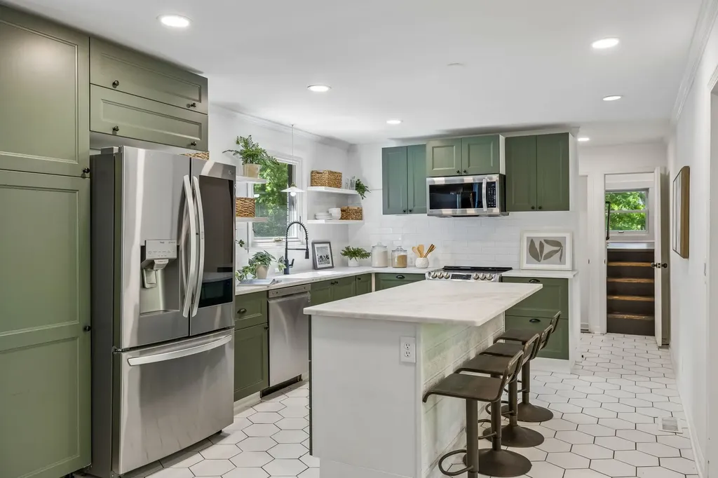 703 Clematis Drive Nashville TN 37205