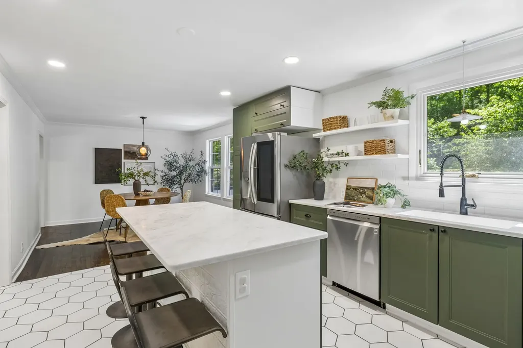 703 Clematis Drive Nashville TN 37205