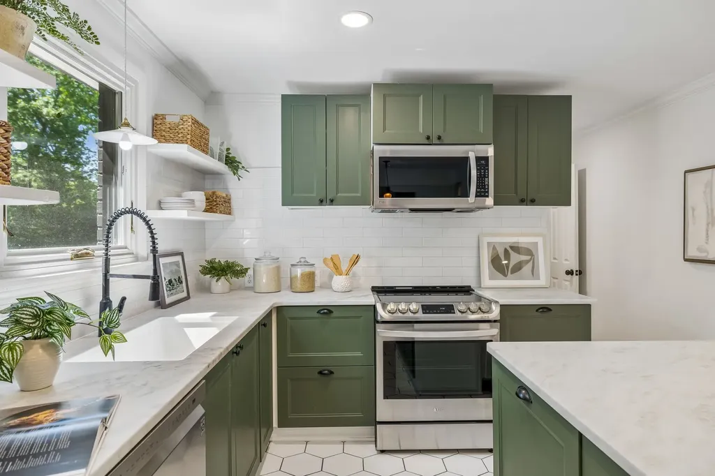 703 Clematis Drive Nashville TN 37205
